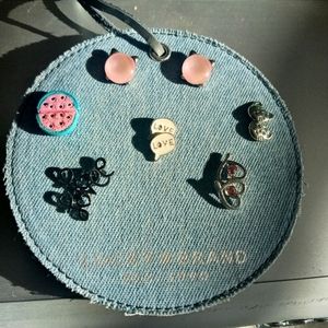 New Lucky Brand love earrings set